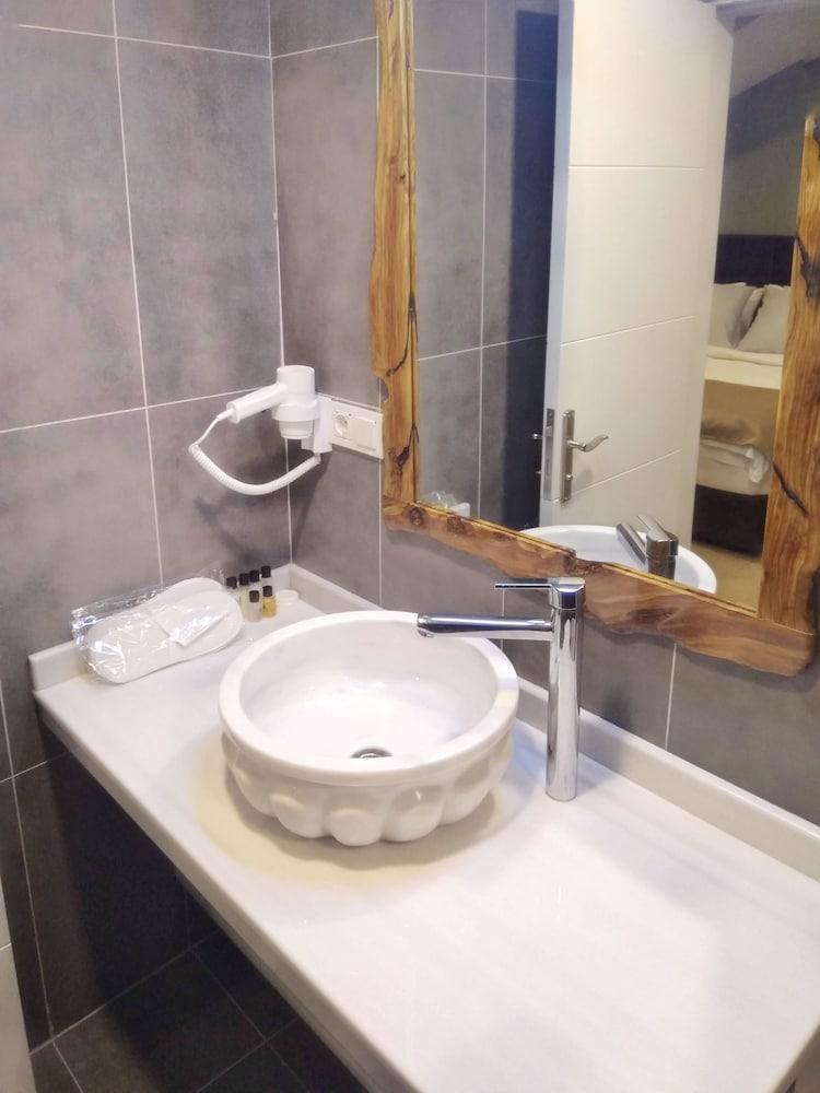 Jakaranda Hotel Istanbulská provincie Exteriér fotografie