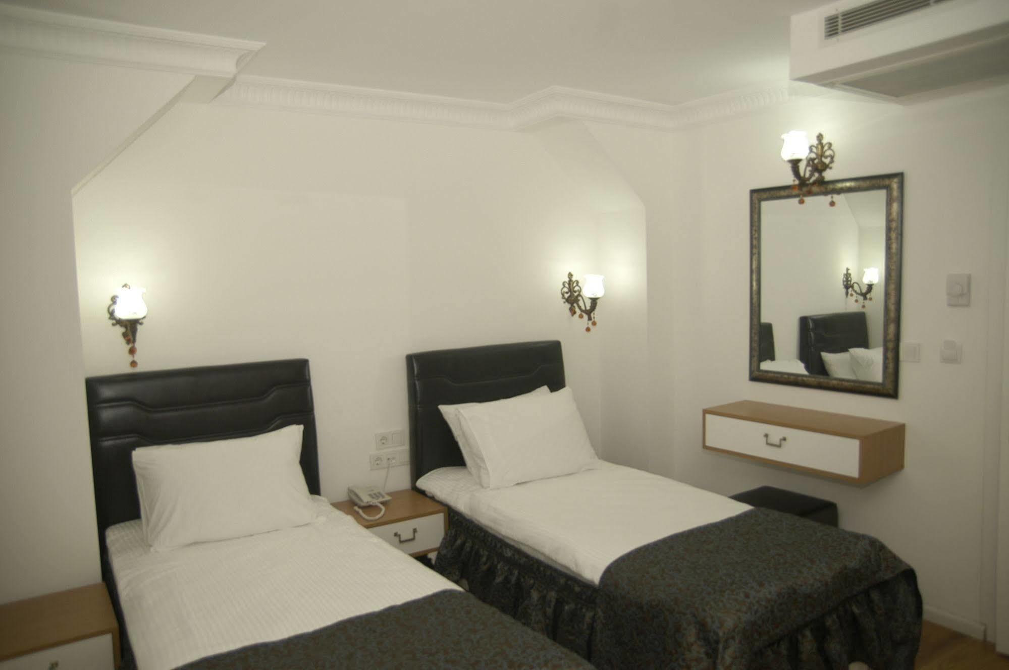 Jakaranda Hotel Istanbulská provincie Exteriér fotografie